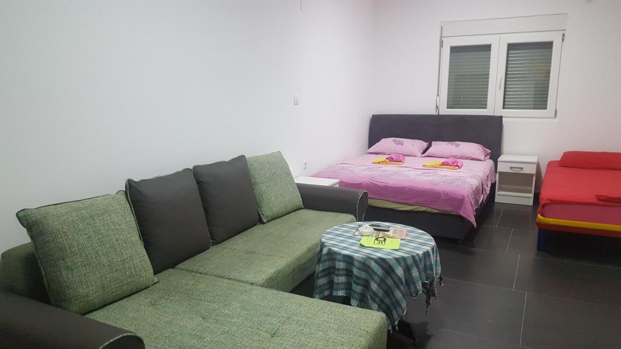 Apartments F Podgorica Zewnętrze zdjęcie
